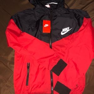 Nike Windbreaker Message Color & Size